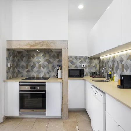 Whome Modern Nomad Hub Stylish Spaces For Remote Living Guest house Lisbon