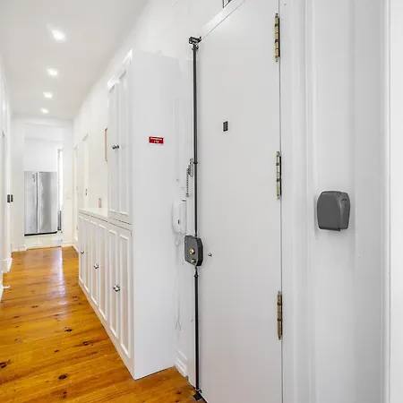 招待所 Whome Modern Nomad Hub Stylish Spaces For Remote Living *